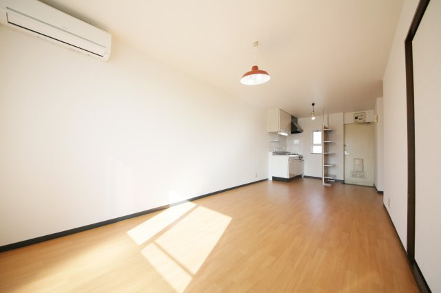 ヴィレッジねむの内装|別部屋同一間取りのお写真となります。