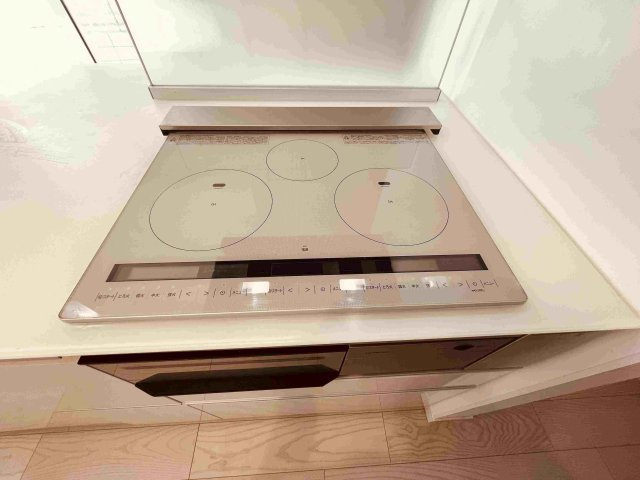 野田市つつみ野1丁目　中古戸建のキッチン|IH