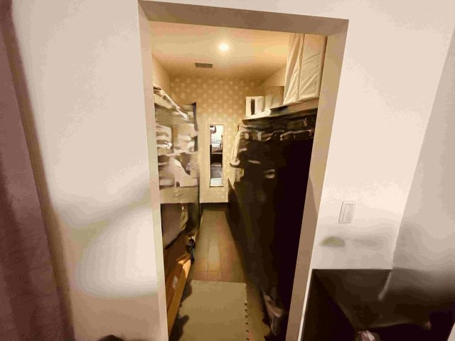 野田市つつみ野1丁目　中古戸建の収納|主寝室WIC