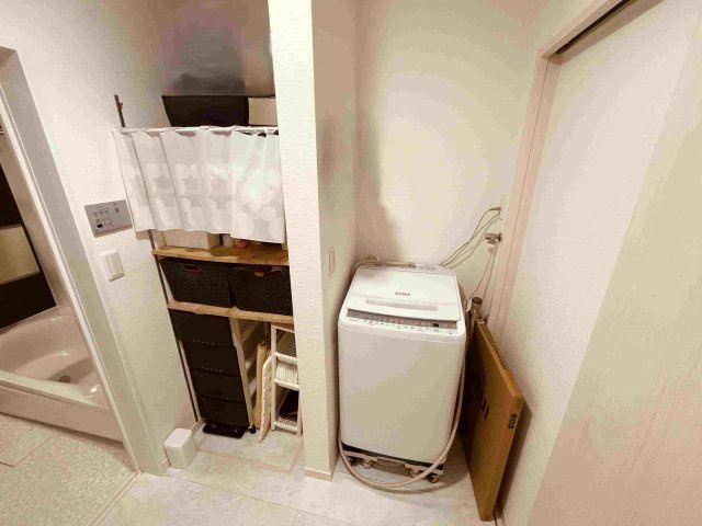 野田市つつみ野1丁目　中古戸建のランドリースペース