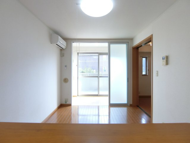 プラシードの居間・リビング