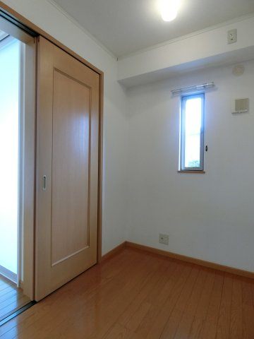 プラシードの洋室