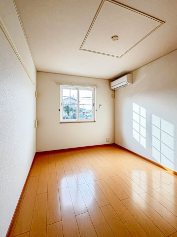 ヌーベル　ピアッツァⅠの玄関|イメージ102号室の写真