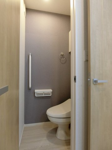 グランシャリオ　アルファ　Ｂの玄関