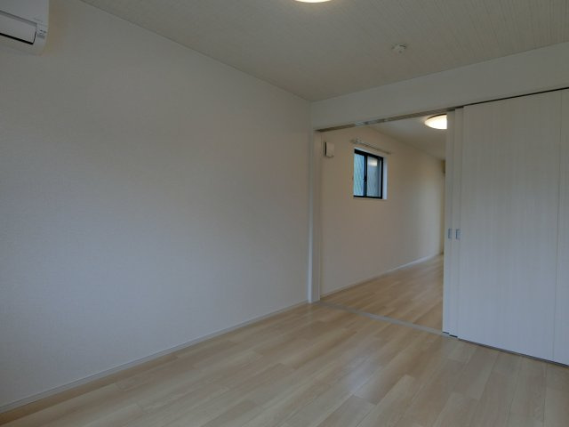 グランシャリオ　アルファ　Ｂの洋室