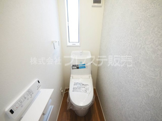 【トイレ】 | 現地写真（１号地１階トイレ）温水洗浄便座を標準装備！