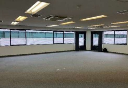 中央区銀座１丁目の店舗事務所の内装