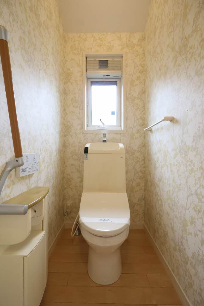 高須台M邸貸家のトイレ