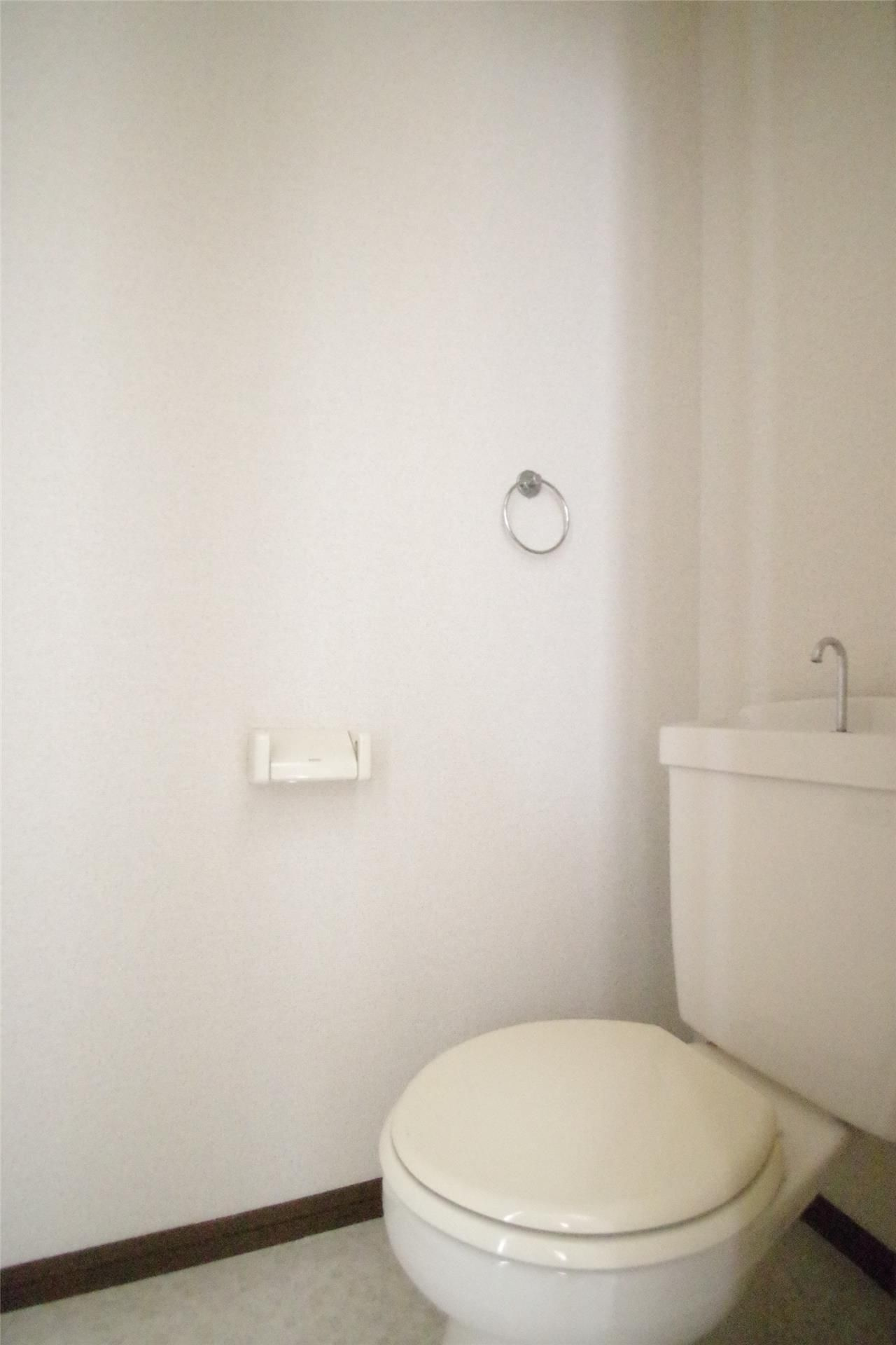 熊本市中央区十禅寺１丁目のアパートのトイレ