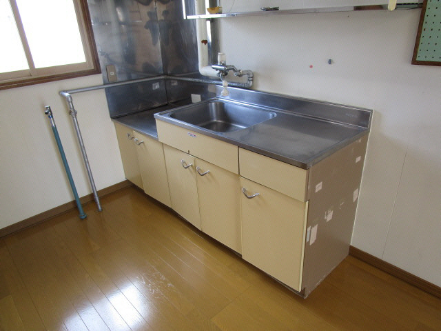 緑苑東棟のキッチン