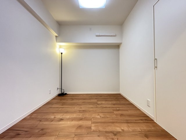 ゾンネンハイム葛西の洋室