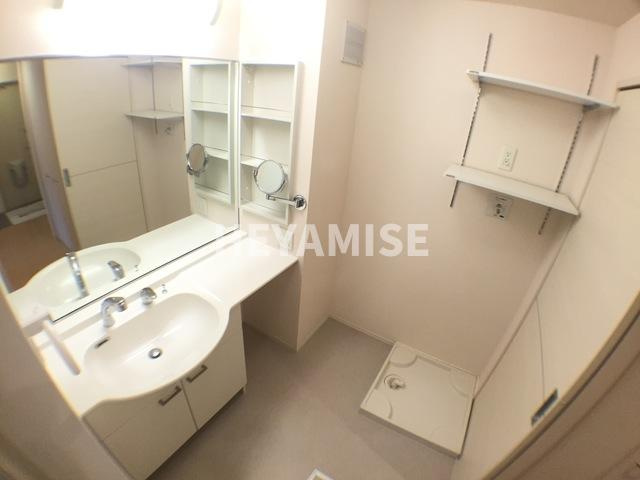 クレストヴィラの洗面所