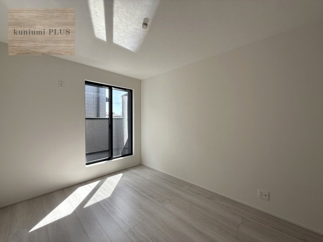 大阪市鶴見区中茶屋1丁目の洋室