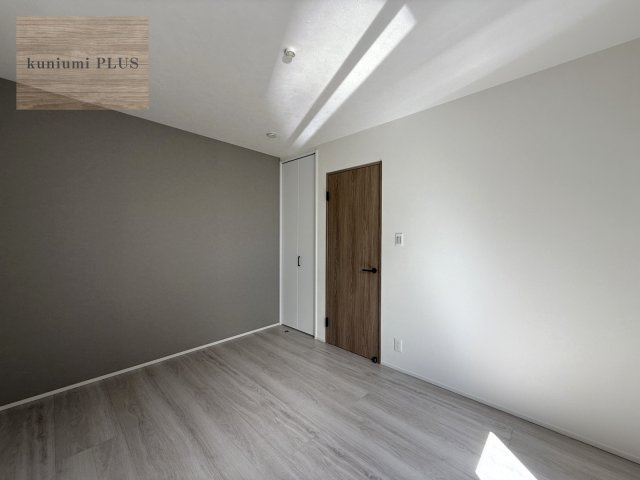 大阪市鶴見区中茶屋1丁目の洋室