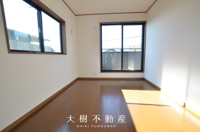 【洋室】 | 座間市栗原中央5丁目　中古戸建て【仲介手数料無料】 | 2階　洋室1（6.0帖）