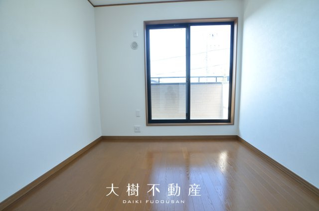 【洋室】 | 座間市栗原中央5丁目　中古戸建て【仲介手数料無料】 | 2階　洋室2（4.5帖）