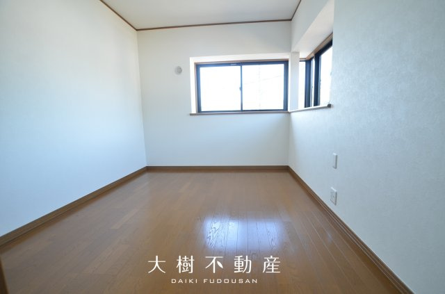 【洋室】 | 座間市栗原中央5丁目　中古戸建て【仲介手数料無料】 | 2階　洋室3（6.0帖）