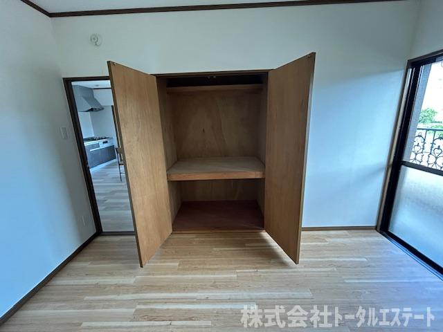 アーデント熊野の洋室