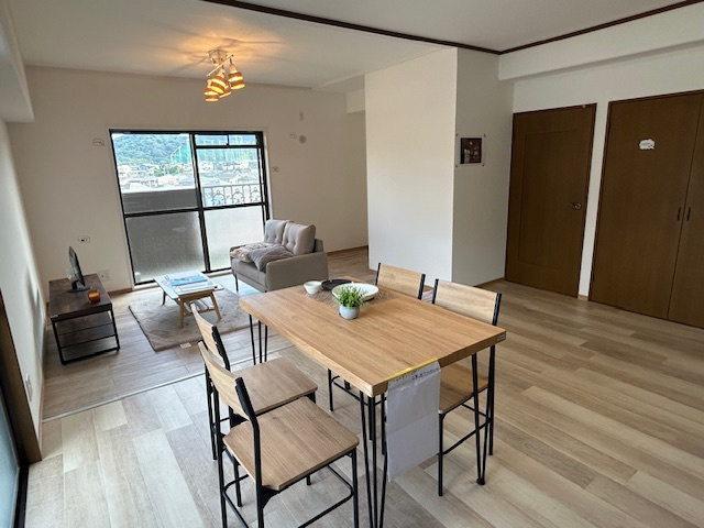 アーデント熊野の居間・リビング