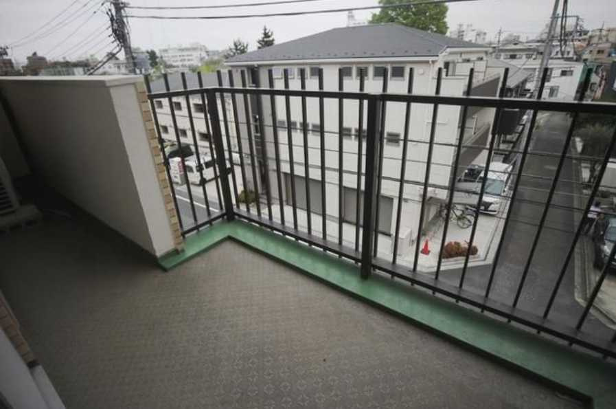 日香苑Ⅰ　礼金0　最上階　南向きのバルコニー