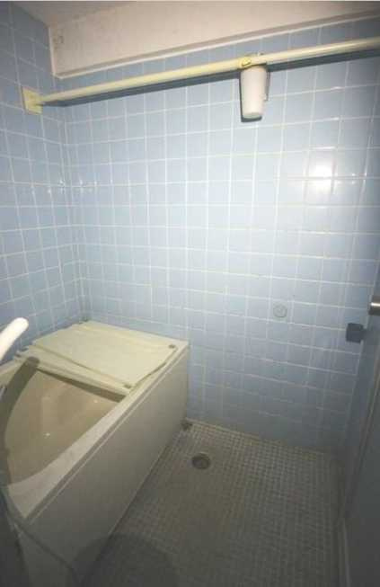 日香苑Ⅰ　礼金0　最上階　南向きの浴室