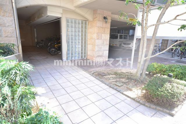 レユニール優のエントランス