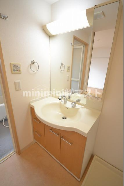 レユニール優の洗面所