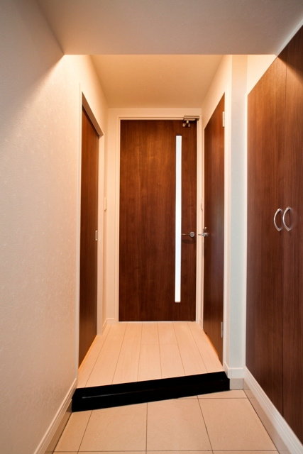 エンクレスト博多Reyの玄関|シンプルで使いやすい玄関です