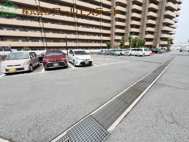 ライオンズマンション姫路東今宿　JR姫新線「播磨高岡駅」徒歩14分の駐車場