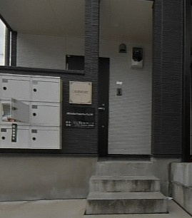 OKEGAWA　BASEのエントランス