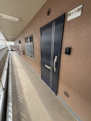 【玄関】 | エクセレンス三萩野