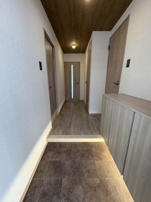 【玄関】 | エクセレンス三萩野