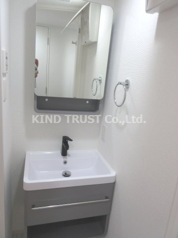 セレニテ梅田ルフレの洗面所|コンパクトで使いやすい洗面所