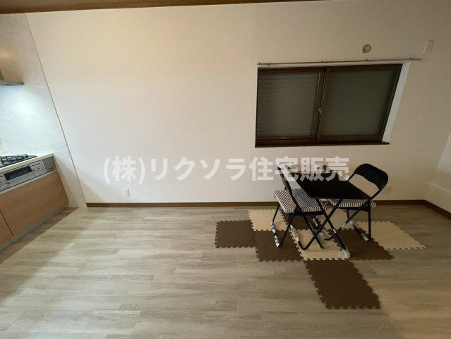 池之宮1丁目　中古一戸建てのキッチン|LDK10.5帖
■物件内覧・資金計画相談・住宅ローン相談、リフォーム相談、お問合せ受付中■
※当日・翌日のご内覧、ご相談はお電話でのお問合せがスムーズです！