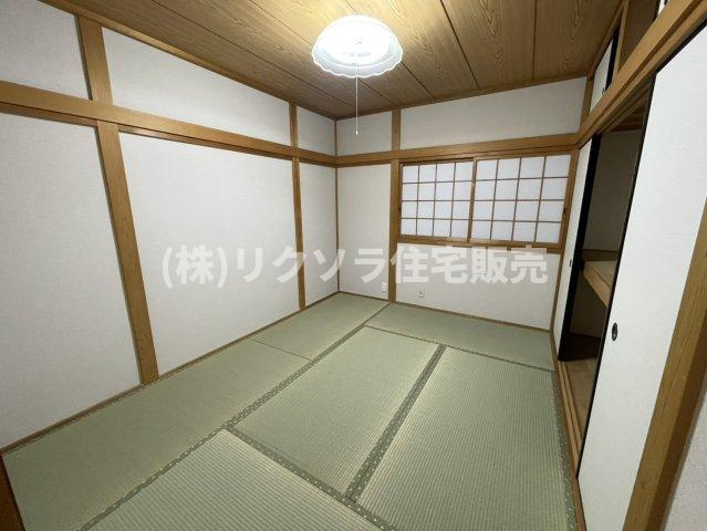 池之宮1丁目　中古一戸建ての和室|和室6.0帖
■物件内覧・資金計画相談・住宅ローン相談、リフォーム相談、お問合せ受付中■
※当日・翌日のご内覧、ご相談はお電話でのお問合せがスムーズです！