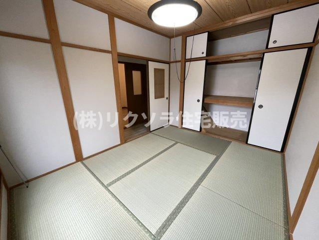 池之宮1丁目　中古一戸建ての内装|和室6.0帖
■物件内覧・資金計画相談・住宅ローン相談、リフォーム相談、お問合せ受付中■
※当日・翌日のご内覧、ご相談はお電話でのお問合せがスムーズです！