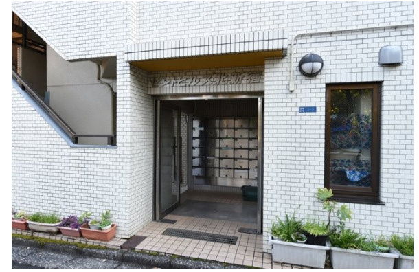 セントヒルズ北新宿のエントランス