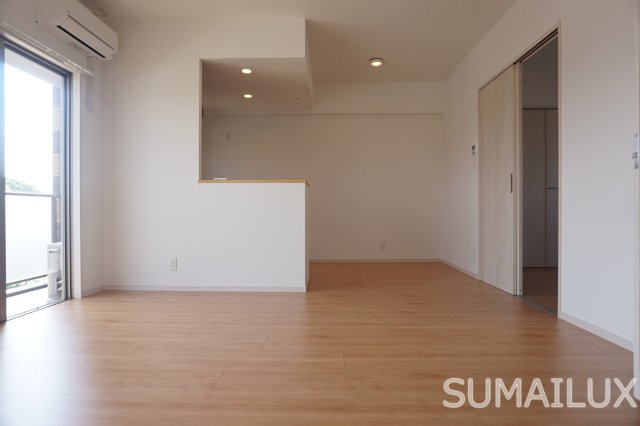 熊本市中央区京町本丁の賃貸マンションの居間・リビング