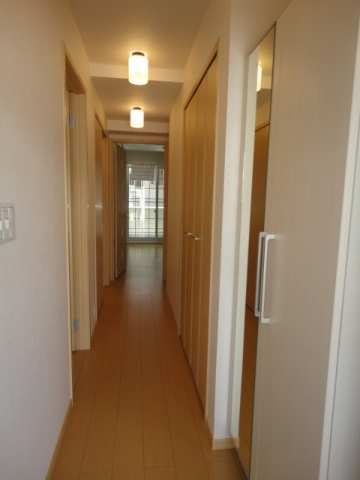 ハピネス中ノ島の内装