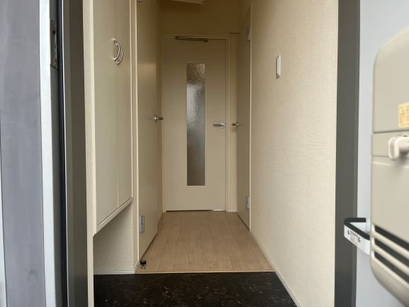 レオネクストコントワール御影弓場の玄関|落ち着いた玄関です