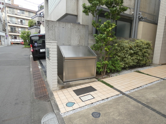 ＳＨレジデンスのその他|★敷地内ゴミストッカー★