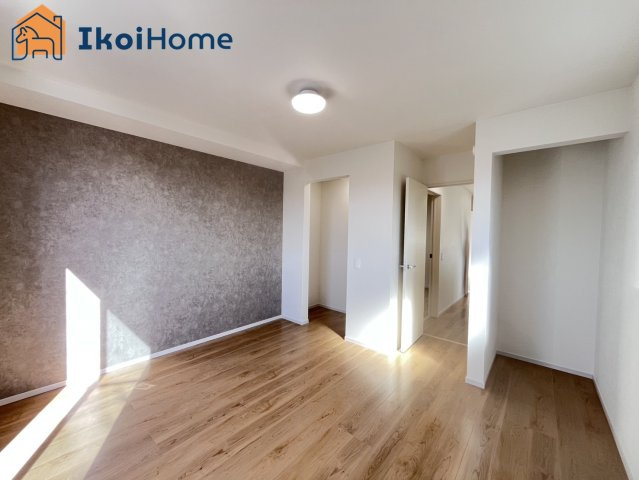 明石市太寺天王町　全3棟　2号棟　新築戸建の子供部屋|【ホームページに現地動画掲載中】●年中無休：当日予約可●全室ペアガラス標準装備。通常の２倍の断熱効果