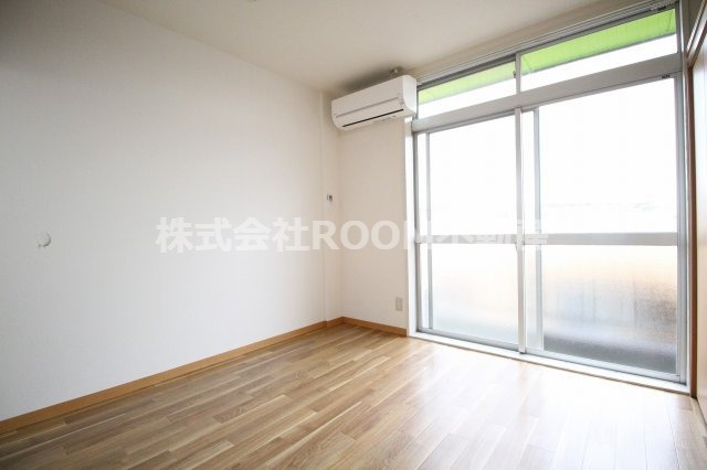 リッツハウスTKOの洋室