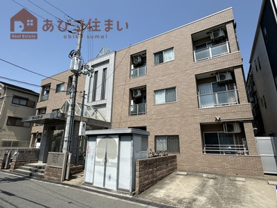 ラーレンティアの外観