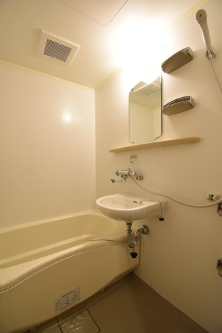 ラーレンティアの浴室