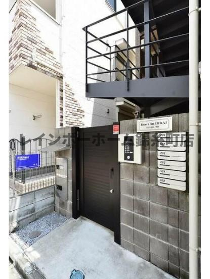 ルッシェロ平井のエントランス