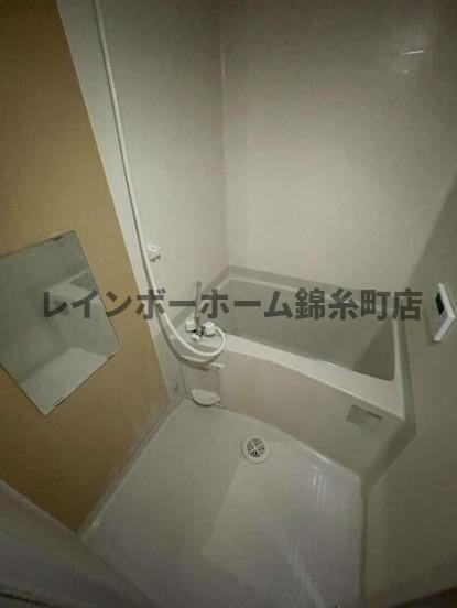 ルッシェロ平井の浴室