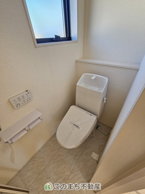 【トイレ】 | LiveleGarden.S第2下野緑　1号棟 | １階・２階共にウォシュレット機能付き節水型トイレ！！