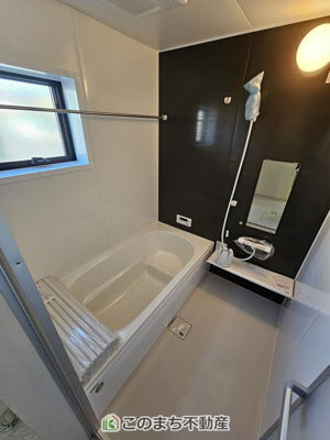 【浴室】 | LiveleGarden.S第2下野緑　1号棟 | ゆったりと入れるフルオートバスはお子様との団らんバスタイムが楽しめます♪
足を伸ばしてゆったりくつろげる１坪バスルームです☆