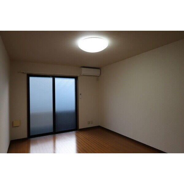 アンプルールリーブルpear fieldⅡ　　刈谷市近郊の賃貸ならクラスホーム刈谷店の居間・リビング